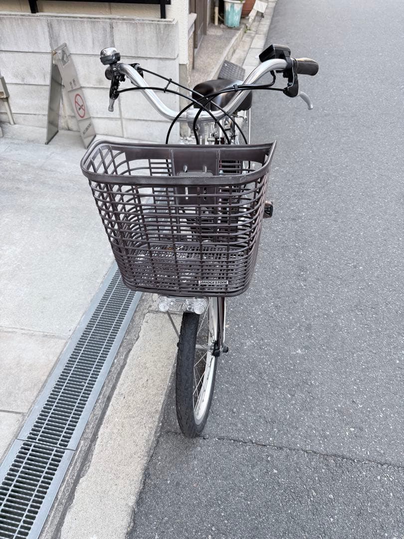 大阪府　ヤマハ　電動アシスト自転車 ブラウン 前バスケット付き　20インチ