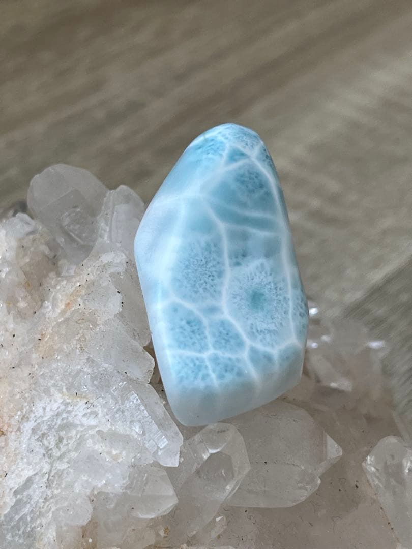 天然石☆ラリマー原石③４２mm×２６ｍｍ☆海のように美しい模様！！