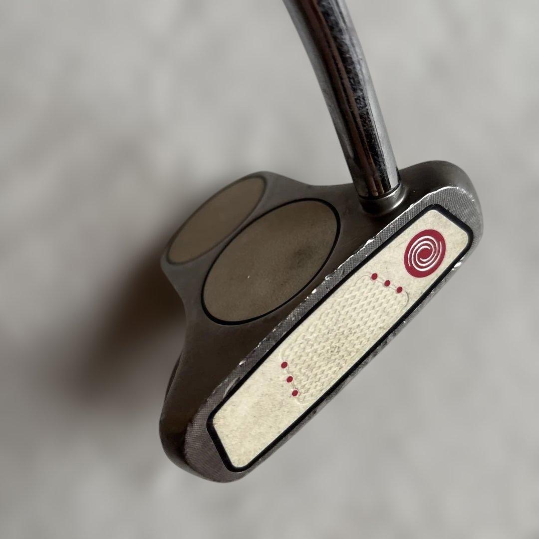 ODYSSEY 2-Ball パター ヘッドカバー付き