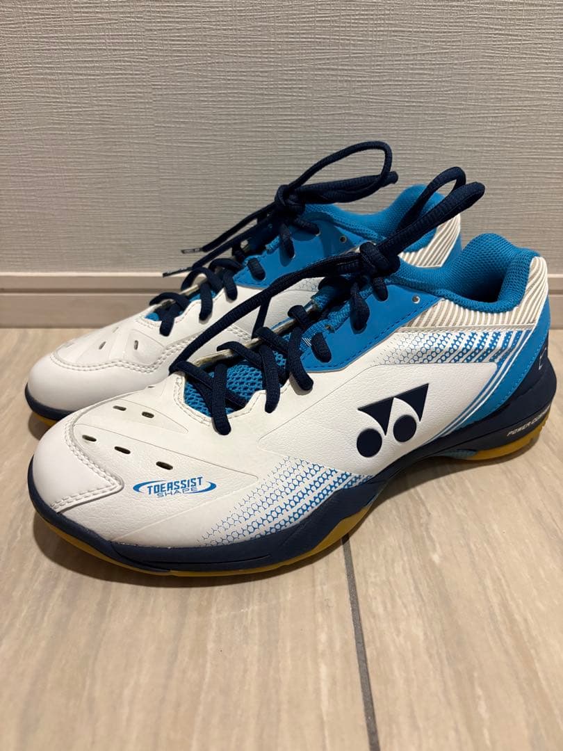 【美品】ヨネックス バドミントンシューズ 65Z 3Eホワイトブルー 26.5㎝