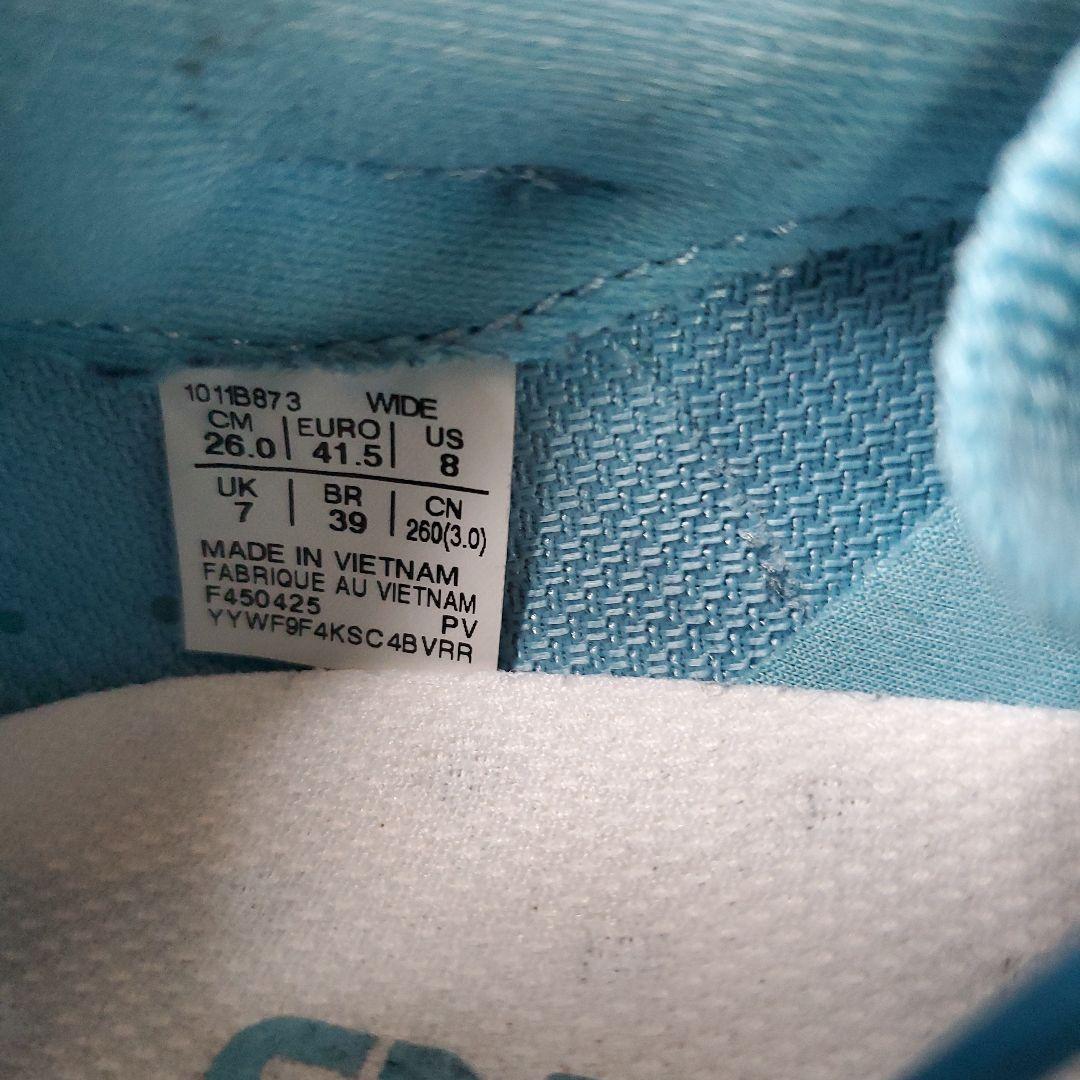 ASICS マジックスピード４