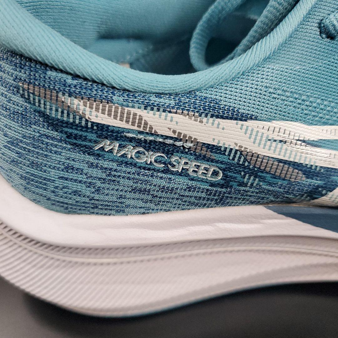ASICS マジックスピード４
