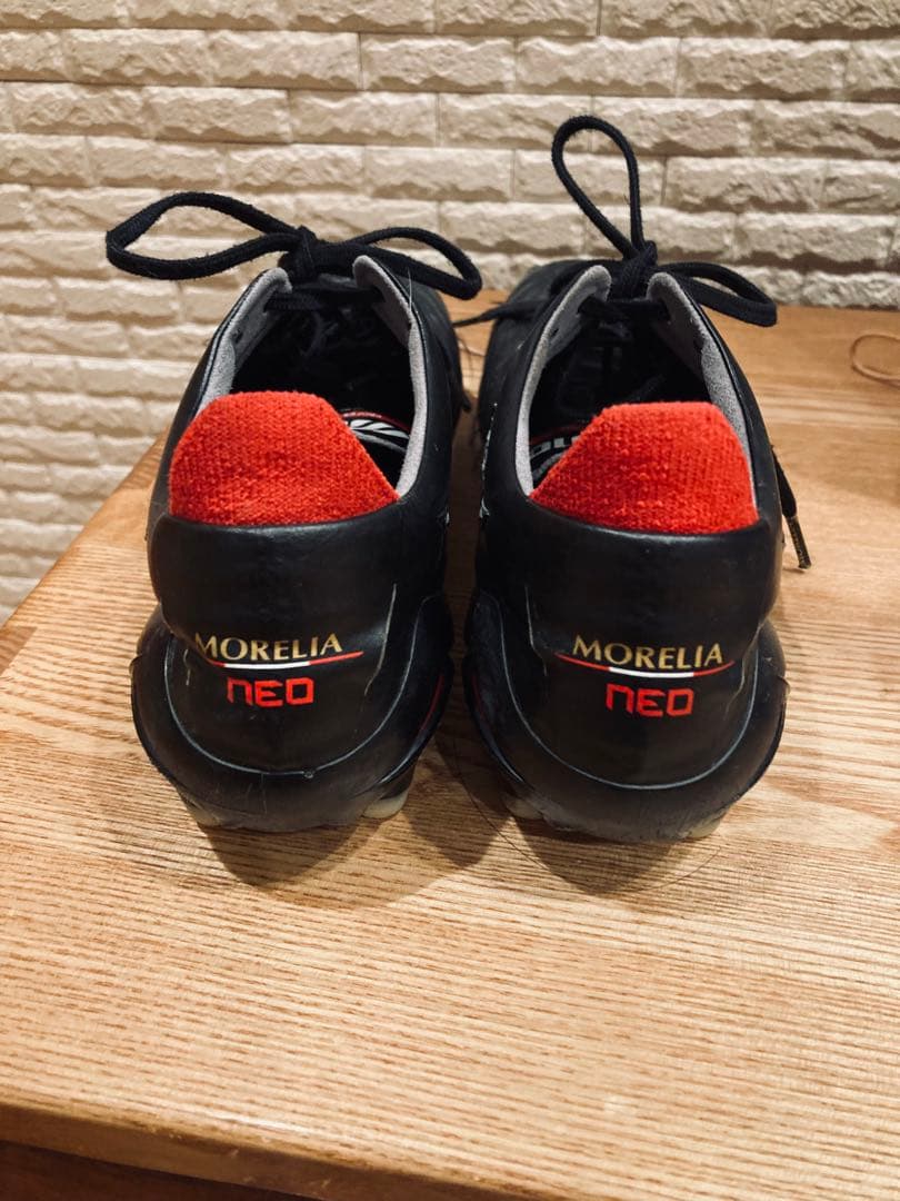 Mizuno Morelia NEO Ⅳ サッカーシューズ ブラック/レッド