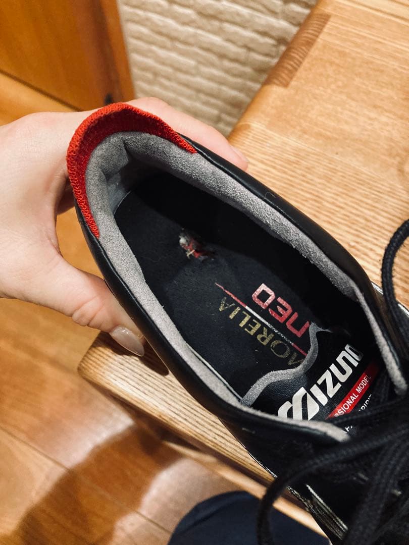 Mizuno Morelia NEO Ⅳ サッカーシューズ ブラック/レッド