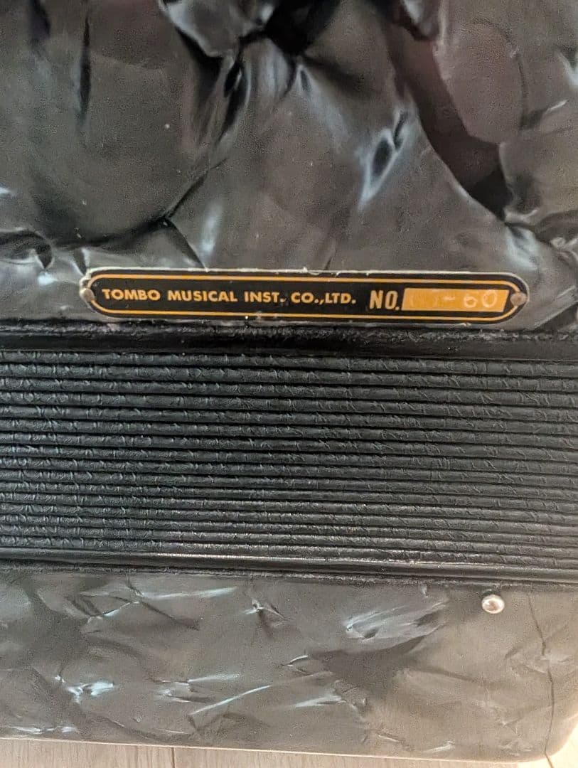 TOMBO Grandaille GT-60 アコーディオン 専用ケース付き