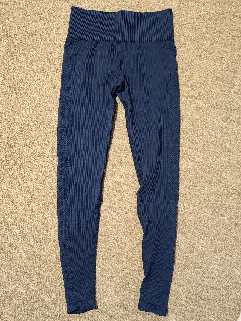 【SUKALA】ネイビー レギンス Mサイズ ほぼ新品