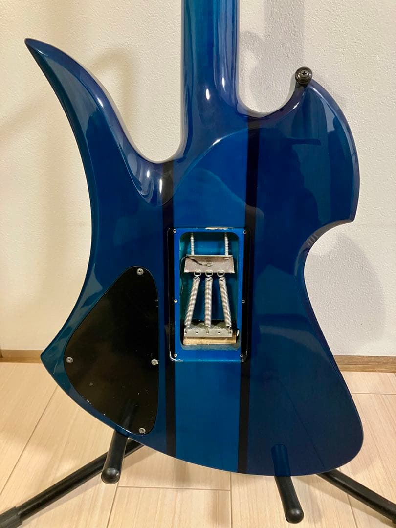 ギター B.C.Rich MGST(Rockfield PU)Trans Blue