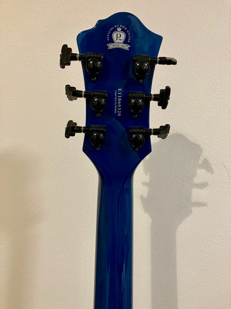 ギター B.C.Rich MGST(Rockfield PU)Trans Blue