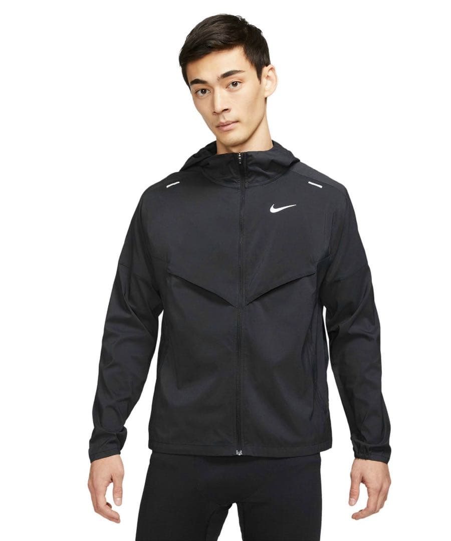 Mサイズ　新品　Nike ブラック ウィンドブレーカー