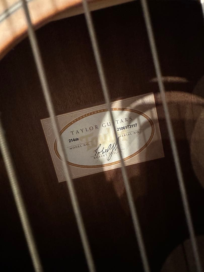 T*K様 Taylor 214ce エレキアコースティックギター 専用ケース付