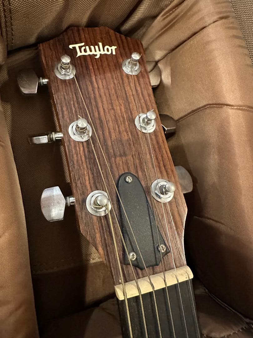 T*K様 Taylor 214ce エレキアコースティックギター 専用ケース付