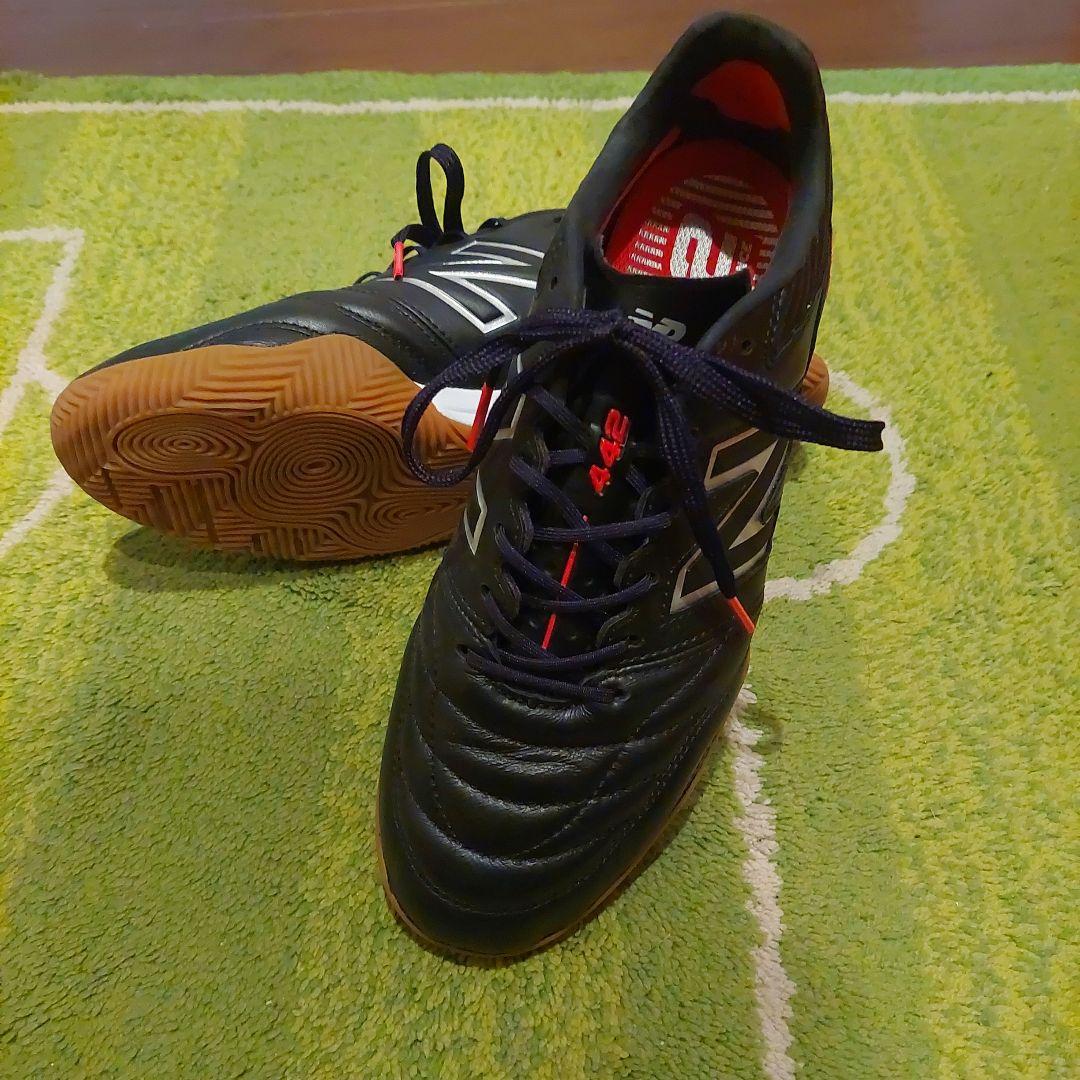 2日限定！ニューバランス442 v2Pro ID（2Eモデル）フットサルシューズ
