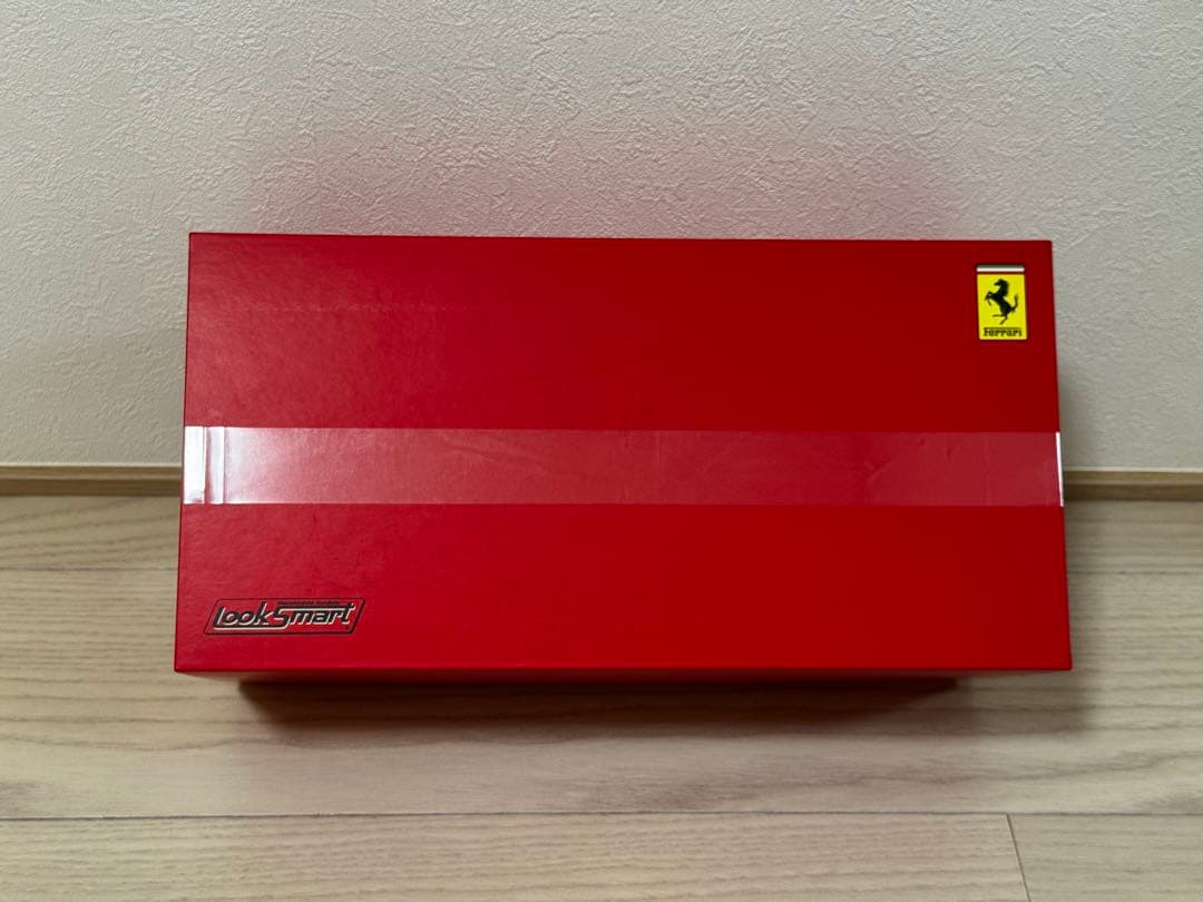 ルックスマート 1/18 フェラーリ 488 GTE FERRARI モデルカー