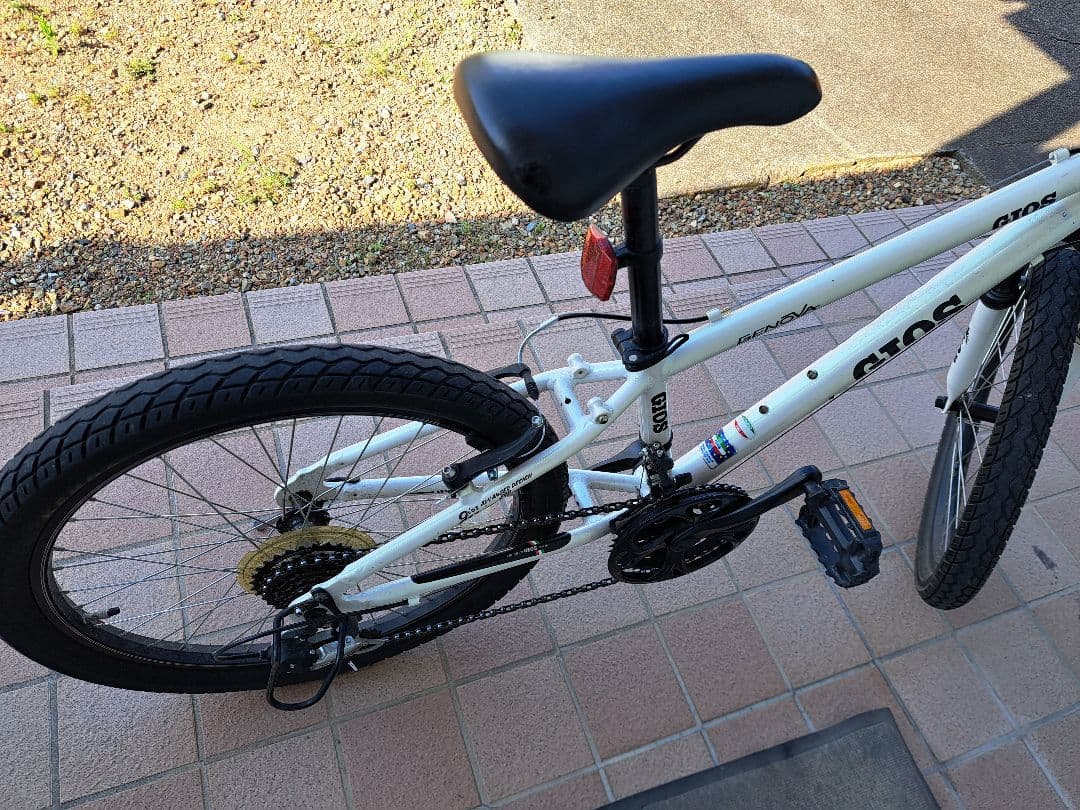 【引き取り限定　なつ】GIOS ジオス22 キッズバイク 子ども　自転車