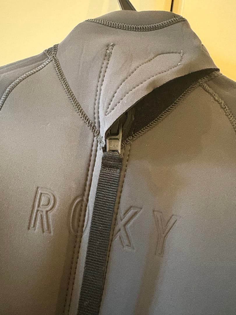 【美品】Roxy★ロングスリーブスプリングウェットスーツ　M