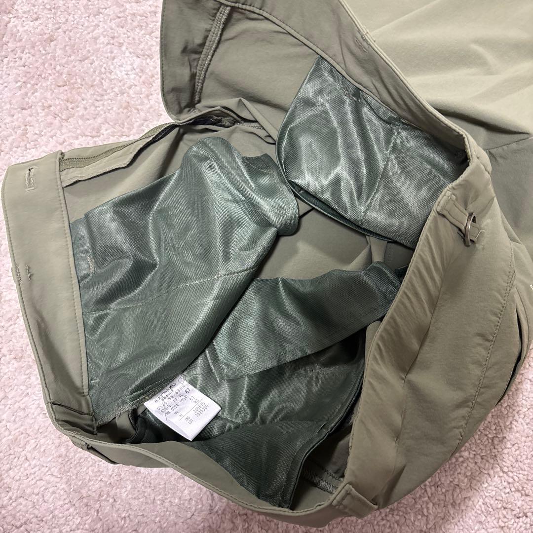 【美品】23GOLF レディースパンツ オリーブ　カーキW67 春夏
