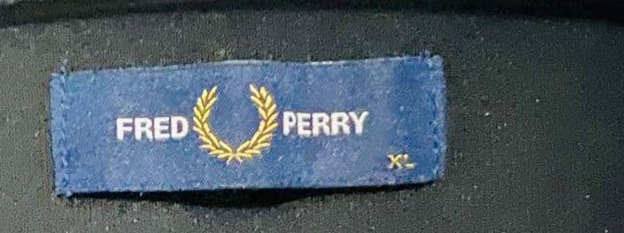 【売り切り価格】フレッドペリー FRED PERRY トラックジャケット