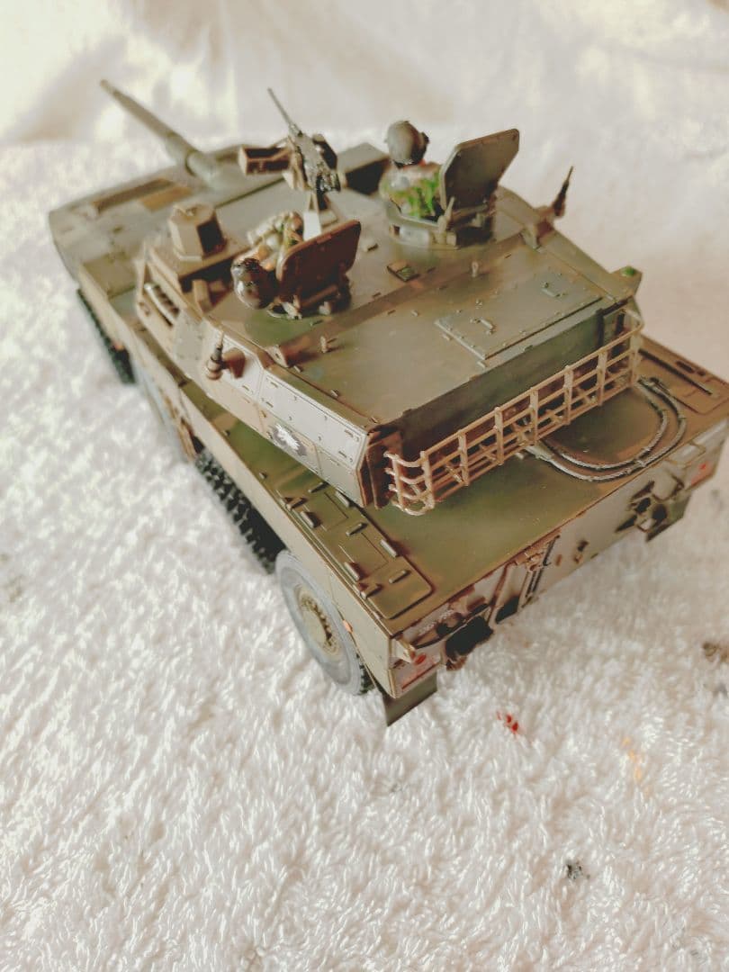 新春セール台湾海峡危機美品完成品1/35陸自16式機動戦闘車 迷彩色 フィギュア