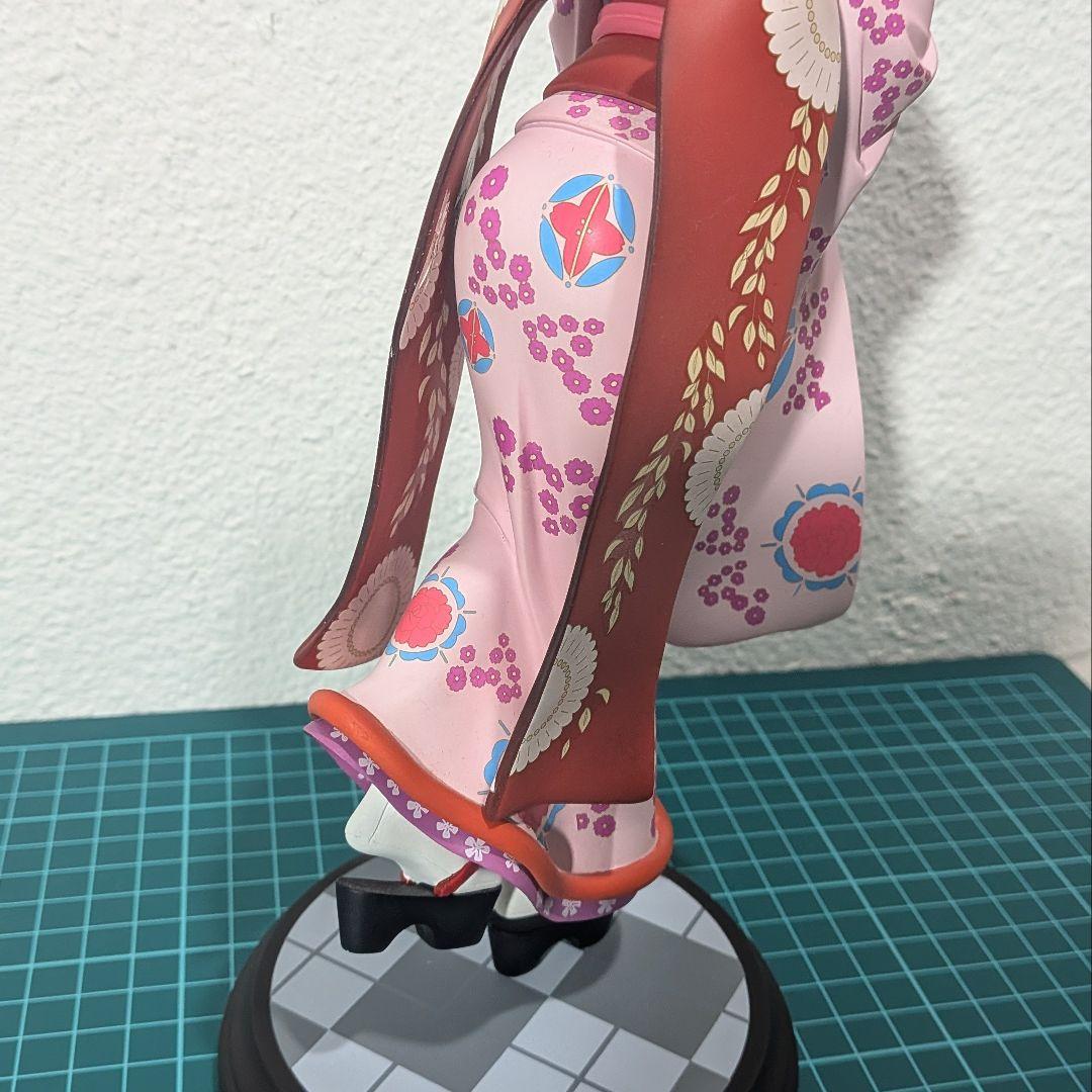異国迷路のクロワーゼ 湯音 (1/4.5スケール ポリレジン製塗装済み完成品)