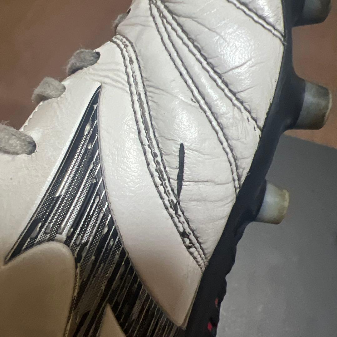 Mizuno Morelia neo4 ホワイトスパイクシューズ　25cm特典有