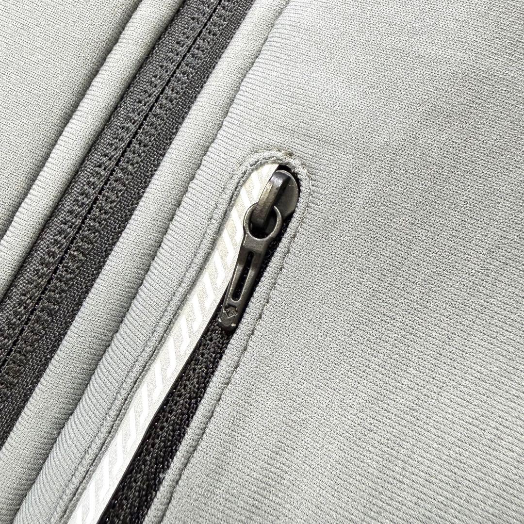 【DESCENTE】デサント 異素材ハイブリッド 高機能中綿ジャケット XL
