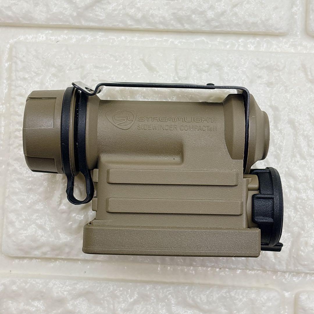 良品 Streamlight サイドワインダーコンパクトⅡ ミリタリーライト