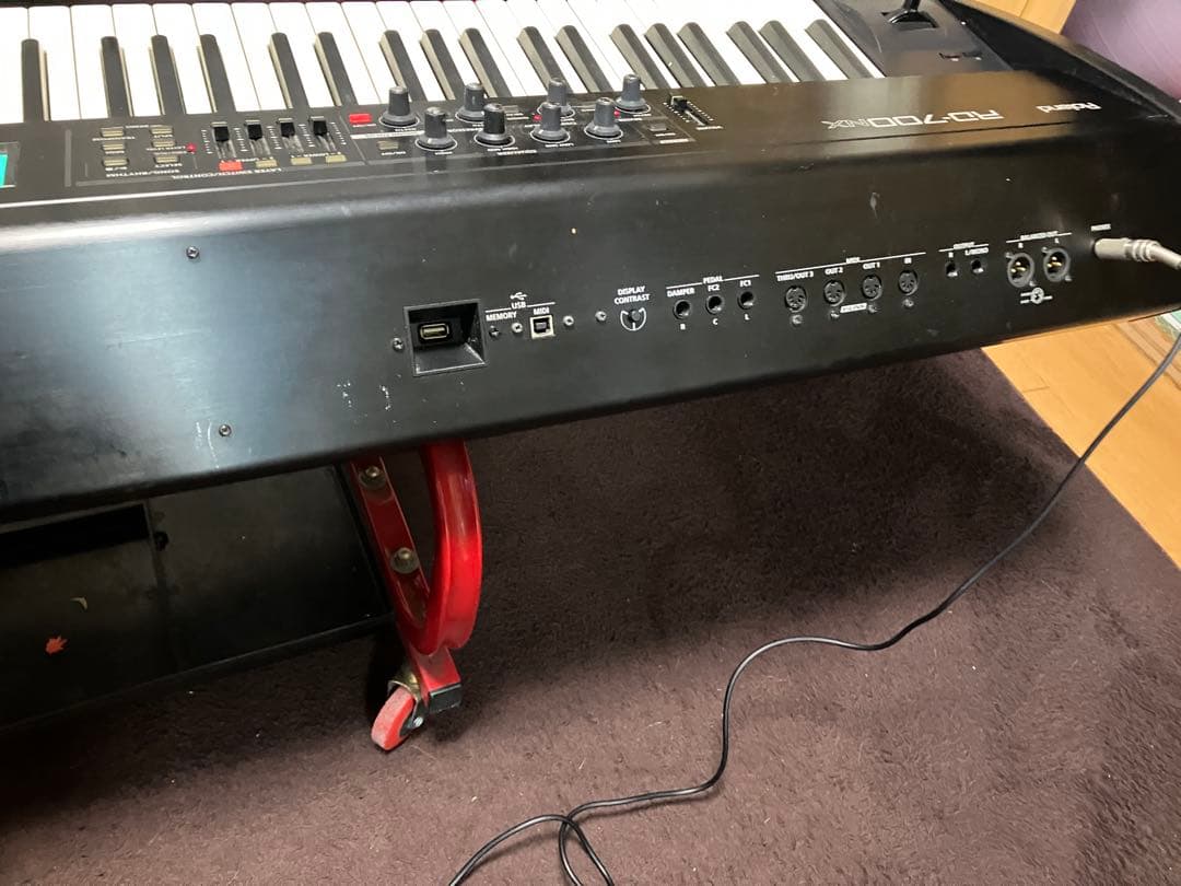 Roland RD-700NX フラッグシップシンセ電子ピアノ完動品　概ね美品
