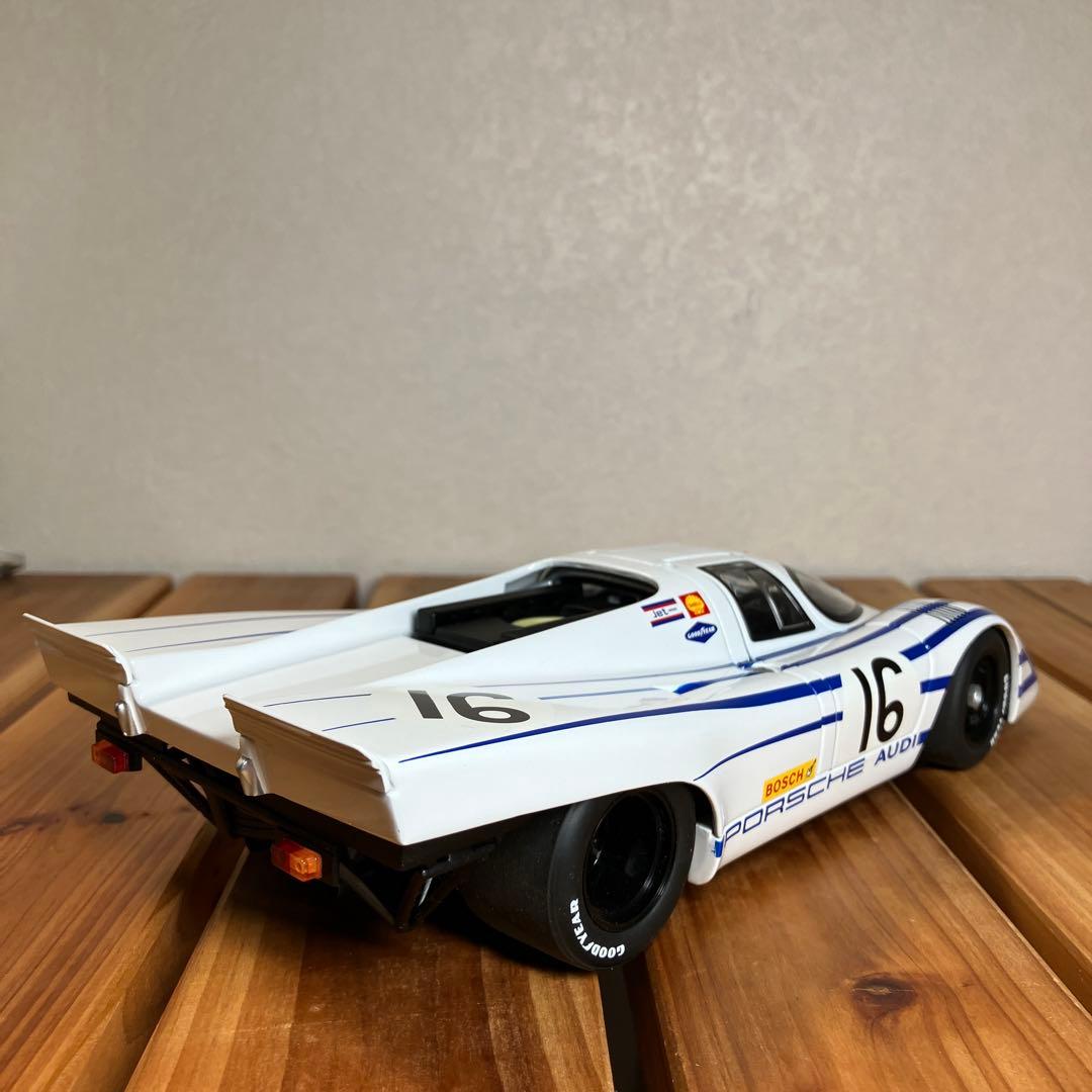 オートアート1/18 ポルシェ917K 12HRS SEBRING '70#16
