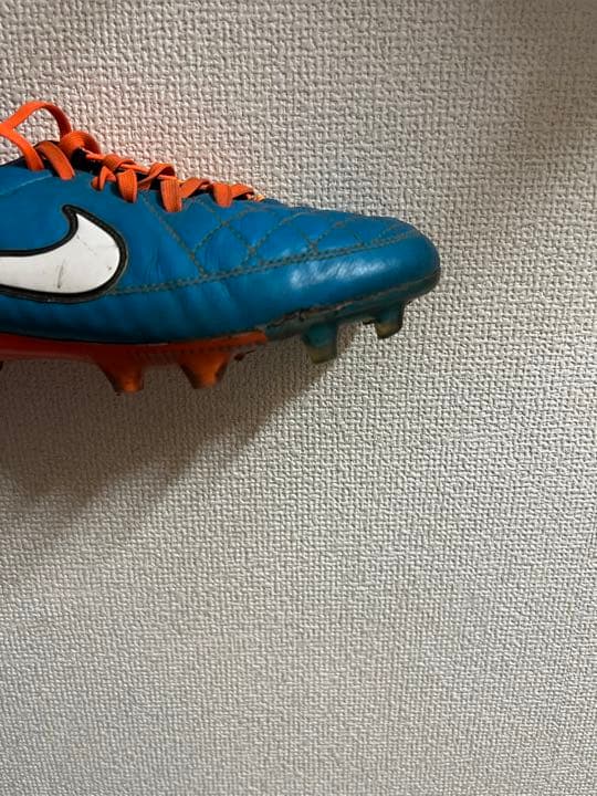 サッカー スパイク ティエンポ5