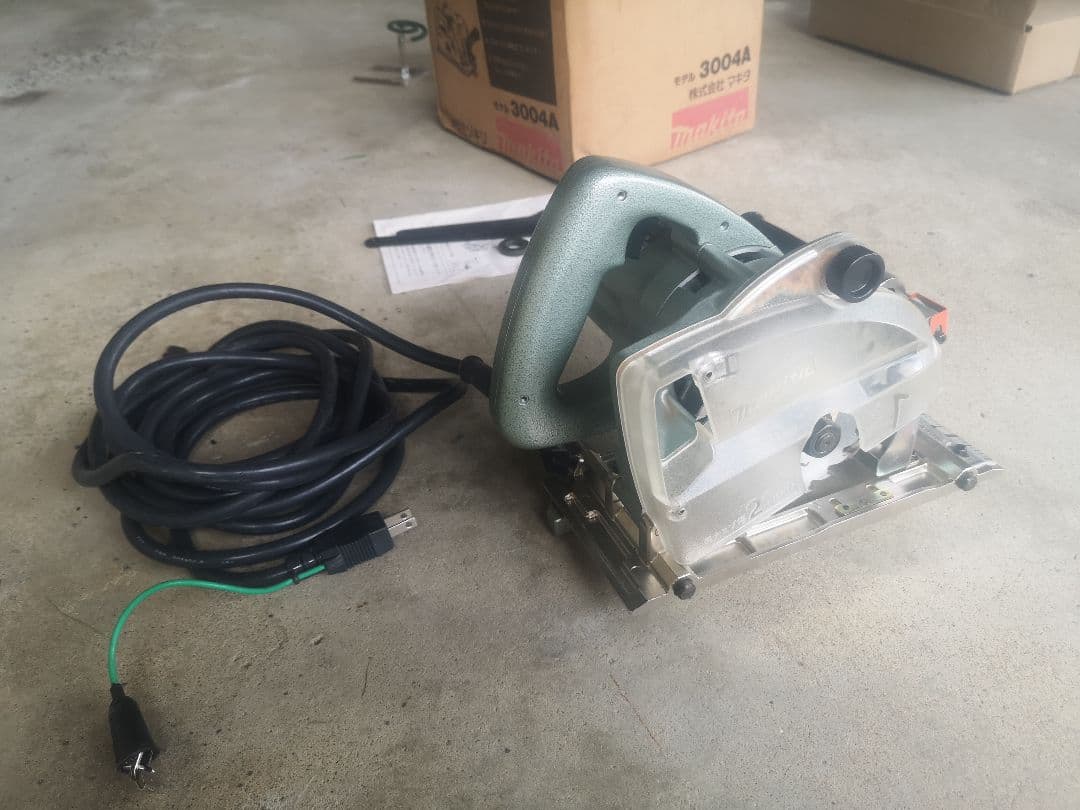 【美品】マキタ　MAKITA　小型ミゾキリ