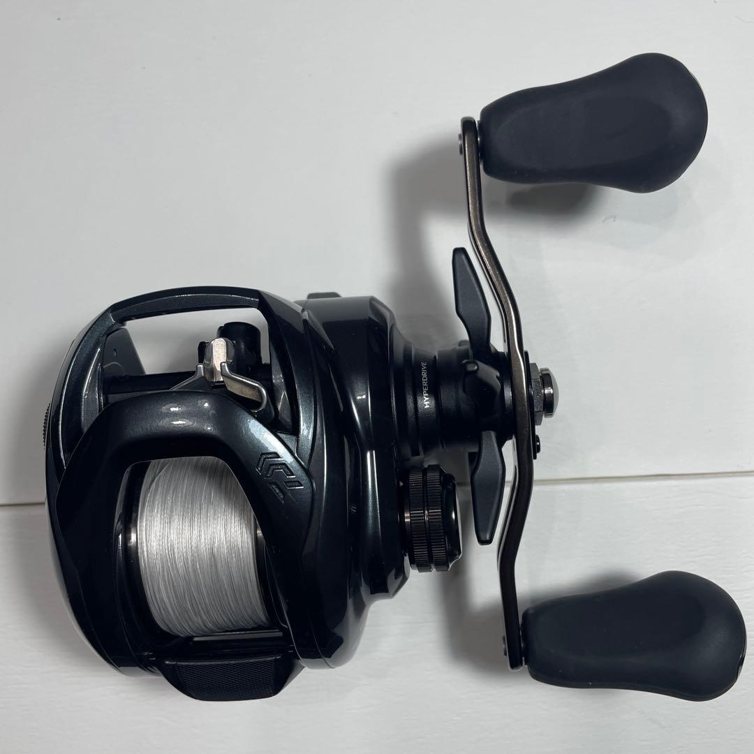 ダイワ TATULA TW 300XH ベイトリール　右ハンドル