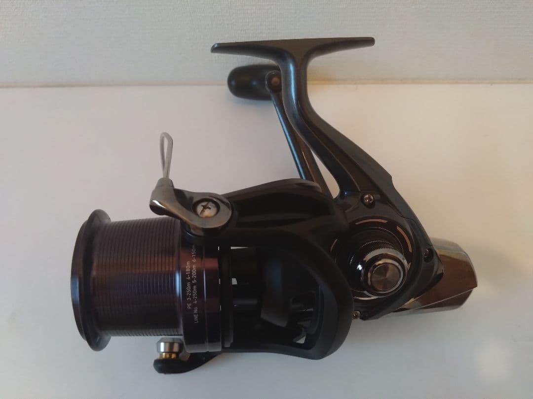 ダイワ DAIWA　17クロスキャスト4000QD　美品