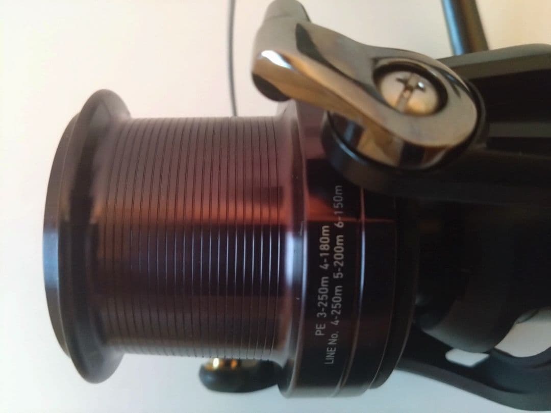ダイワ DAIWA　17クロスキャスト4000QD　美品