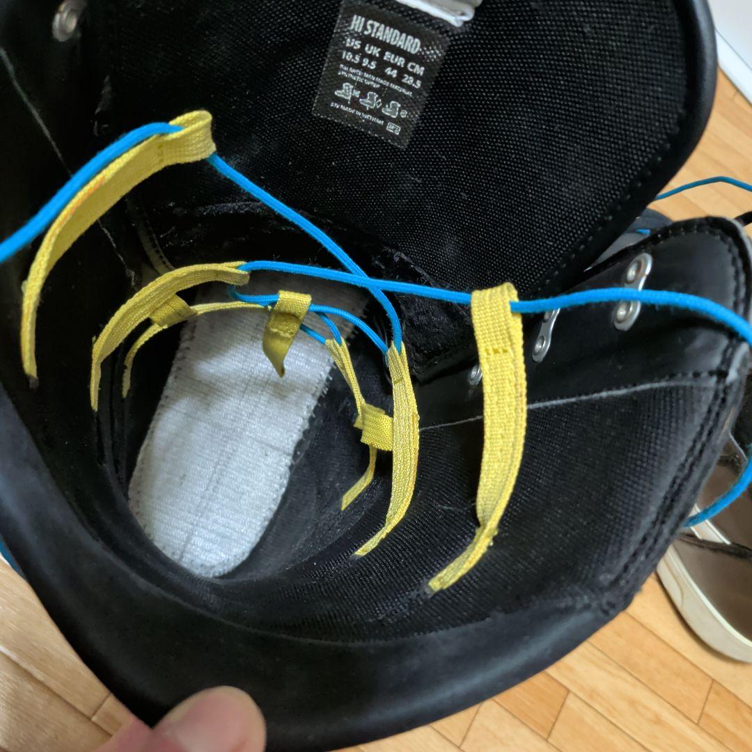 VANSスノボードブーツ