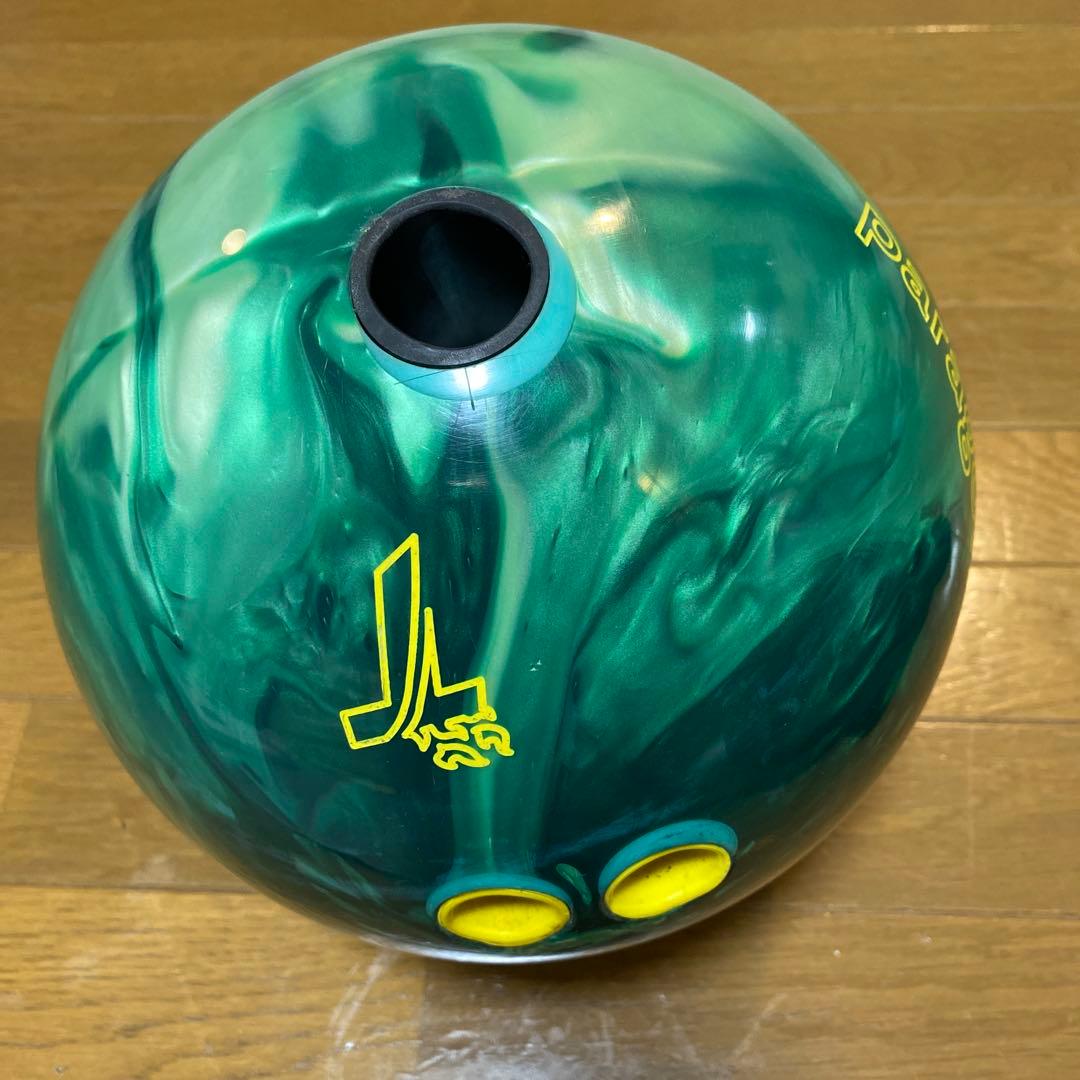 paragon Track Bowling 15ポンド ボール 緑