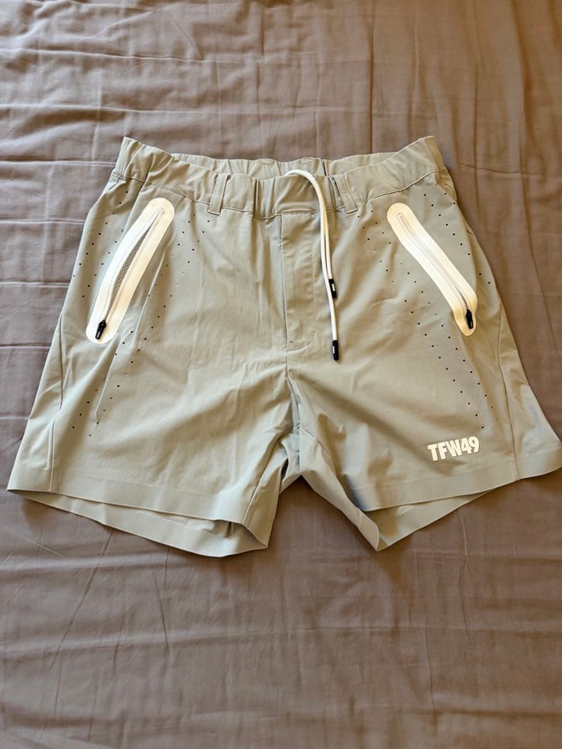 メンズウェア TFW49 LUXURY TECH SHORTS L.GREY M