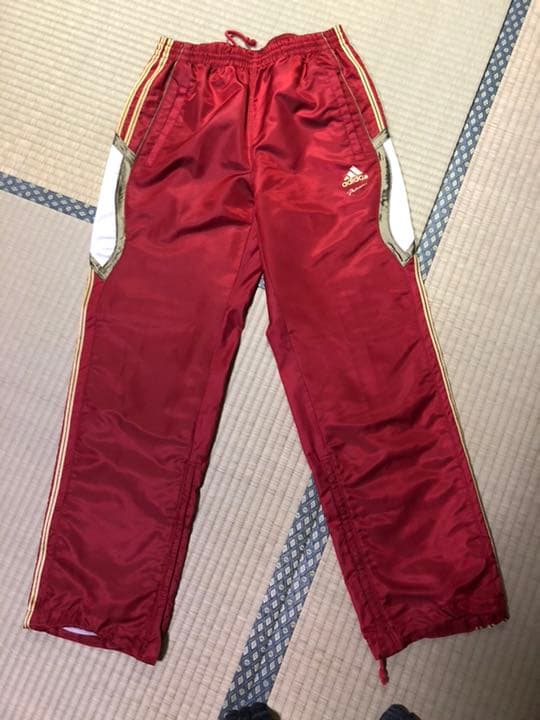 アディダスプロフェッショナル赤白