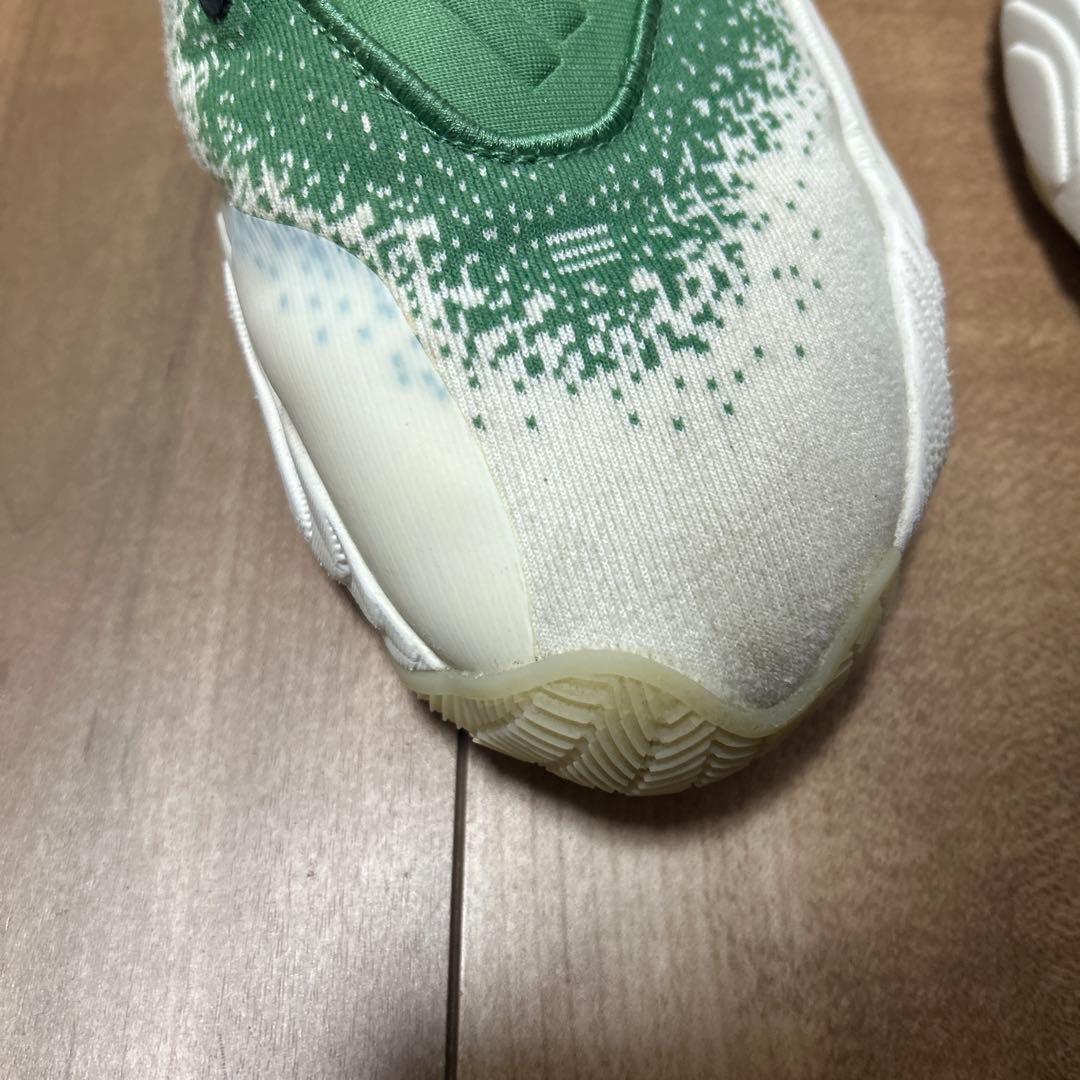 adidas バスケットボールシューズ トレイヤング3 27.5cm