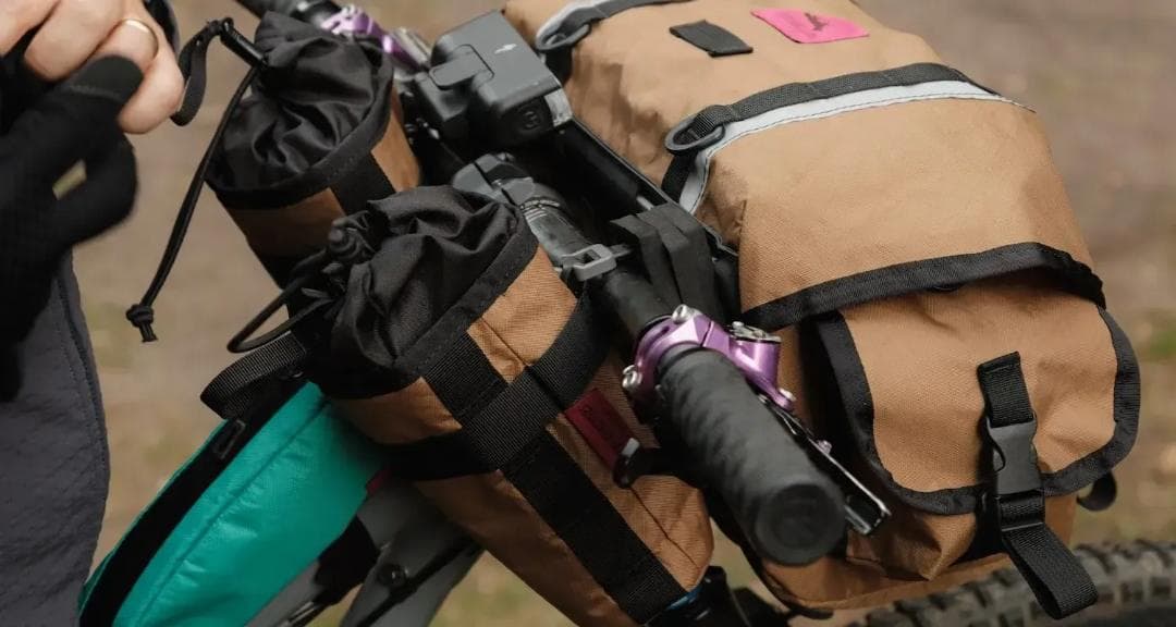 SWIFT INDUSTRIES Gibby Stem Bag 黒