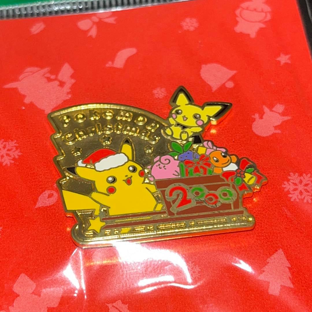 ポケモンセンター クリスマス　2000 ピンズ　ピカチュウ　ピチュー