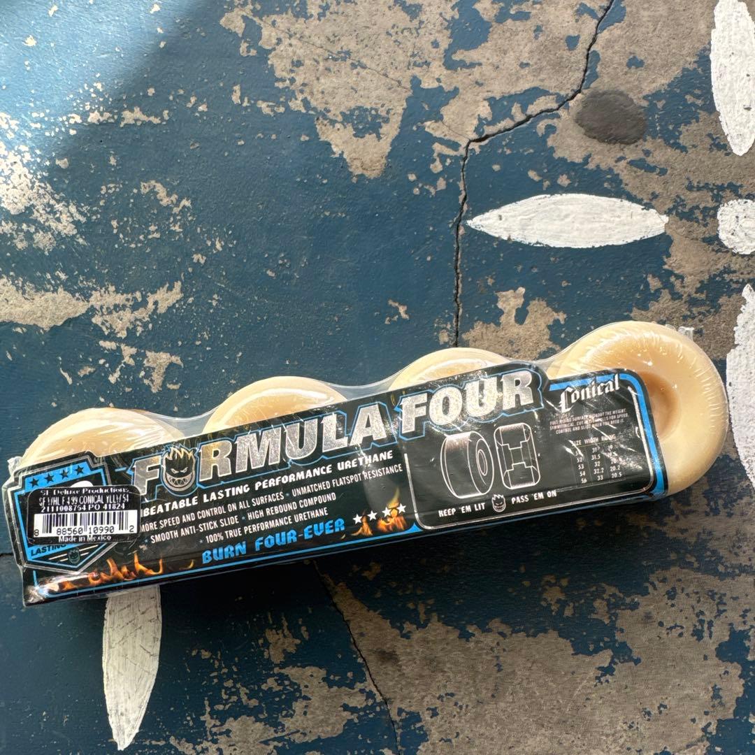 Spitfire フォーマル4コニカルウィール54mm99a定価¥9,130