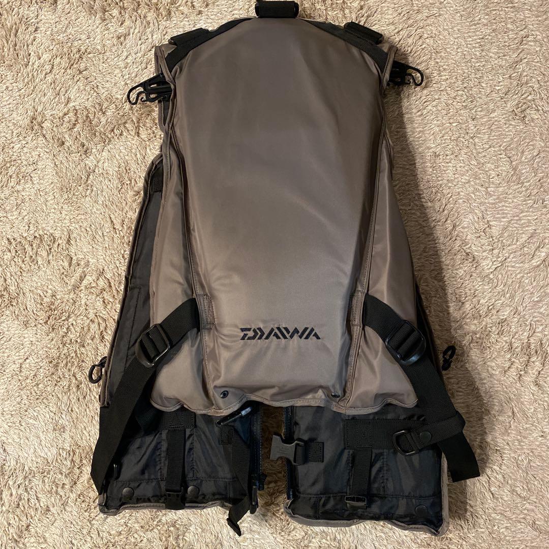 Daiwa フローティングベスト フリーサイズ　DF-6322