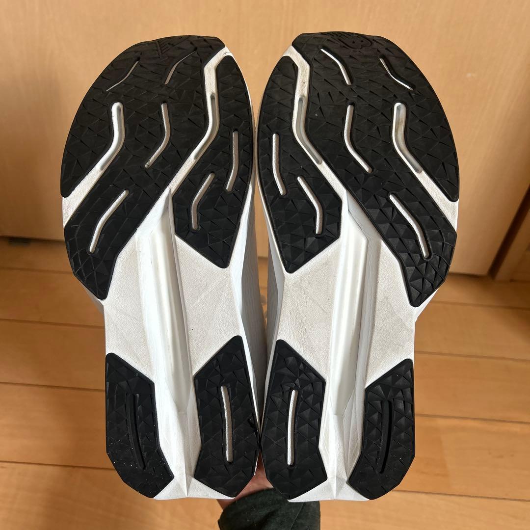 B*n様 fuelcell propel v5 ニューバランス ランニングシュー