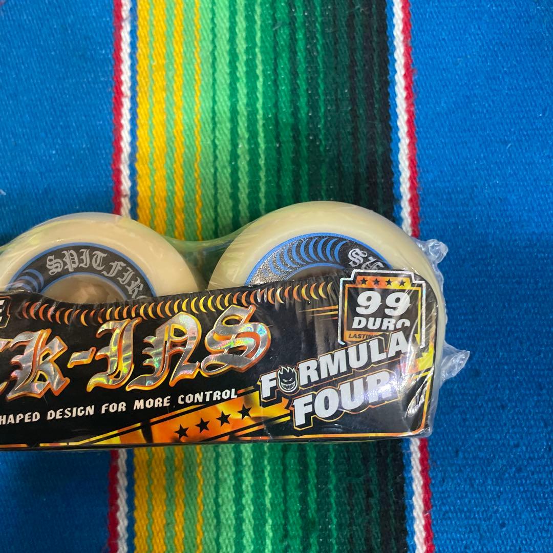 SPITFIRE LOCK-INS 99DUR 55mm ウィール