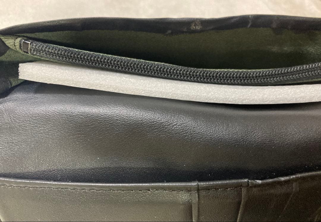 希少　ロロノア・ゾロ 漆黒の三刀流 高級印傳の長財布