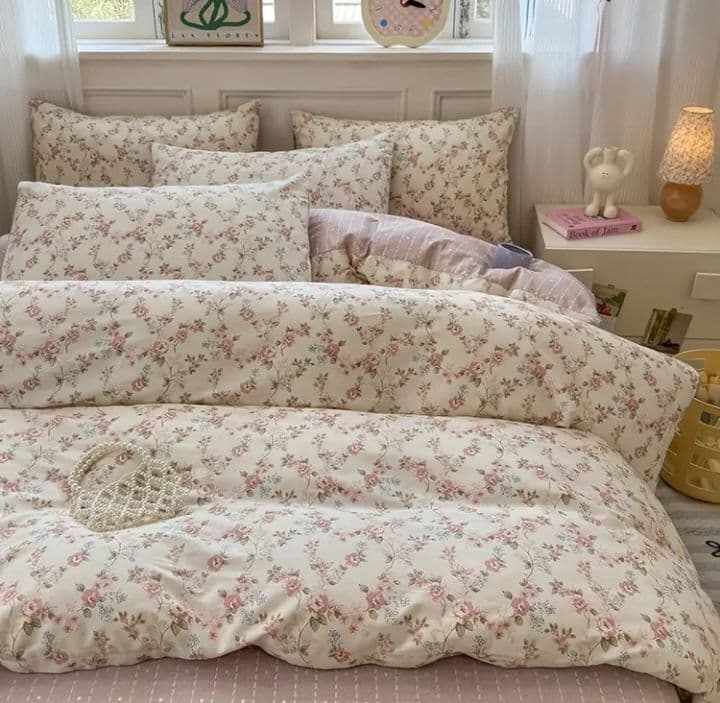 新品★綿100%薔薇と小花シングル掛け布団1枚と枕カバー2枚裏地はシックなピンク