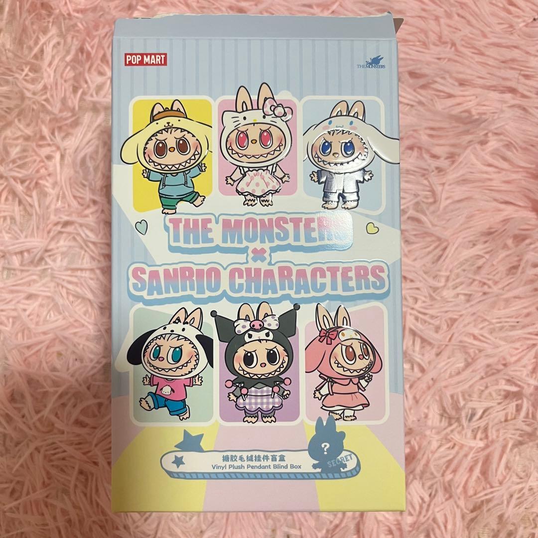THE MONSTERS×Sanrio Charactersぬいぐるみペンダント
