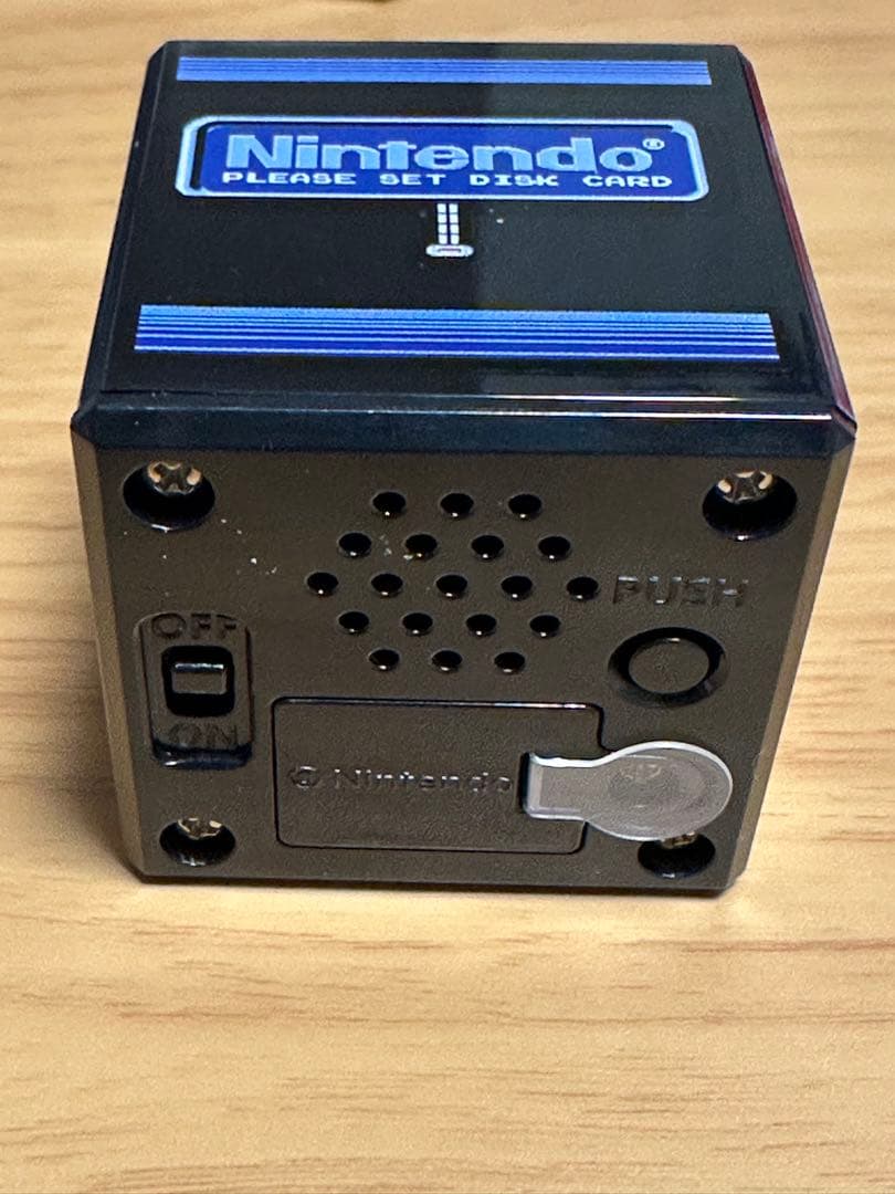 任天堂ミュージアム　ゲームキューブ　ファミコン　起動音キーホルダー　2点