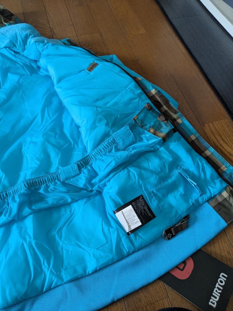 BURTON未使用　スノーボードウエア　ボーイズ