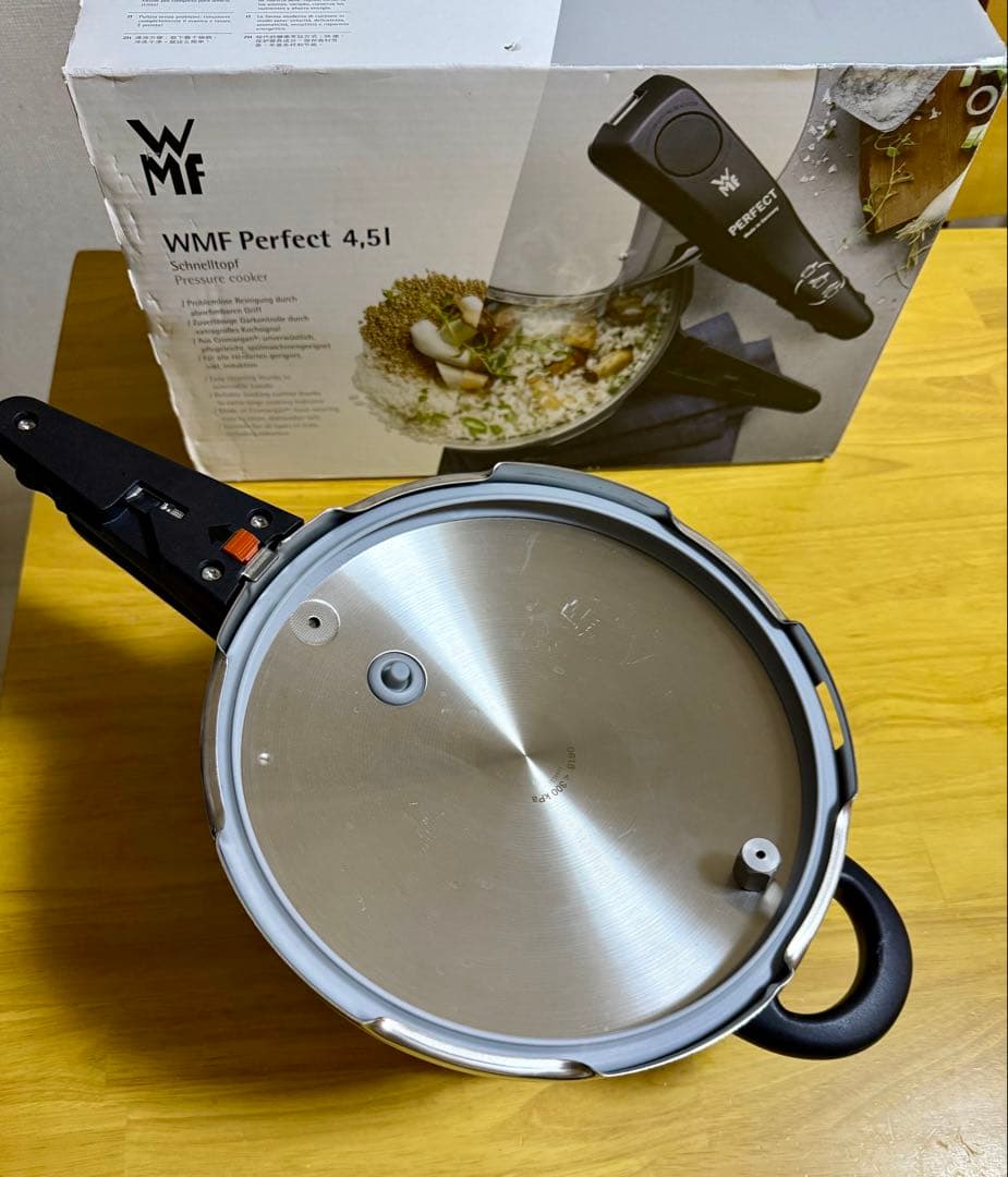 WMF パーフェクト　圧力鍋　4.5L